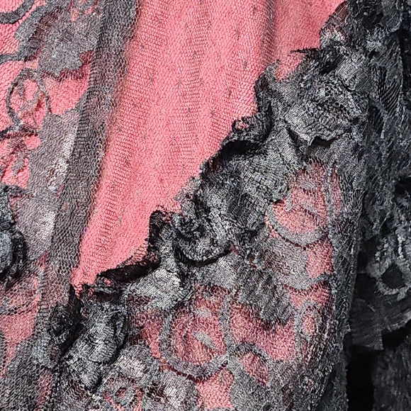 Victorian Gothic Lace Overlay Elastic Waist High Low Skirt - Picture 5 of 15